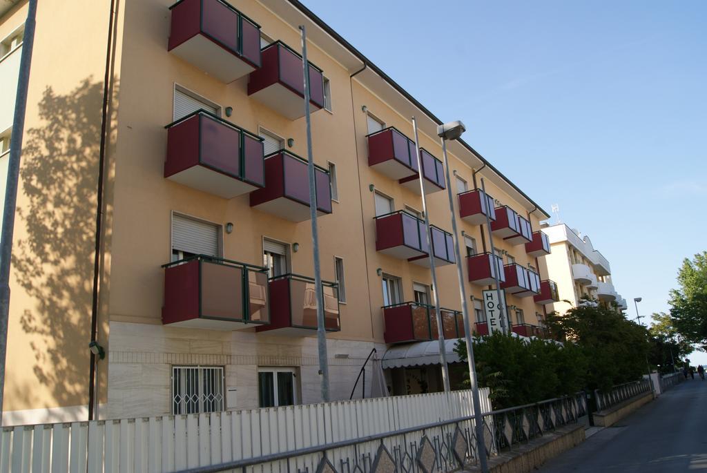 Aron Hotel Rimini Eksteriør billede